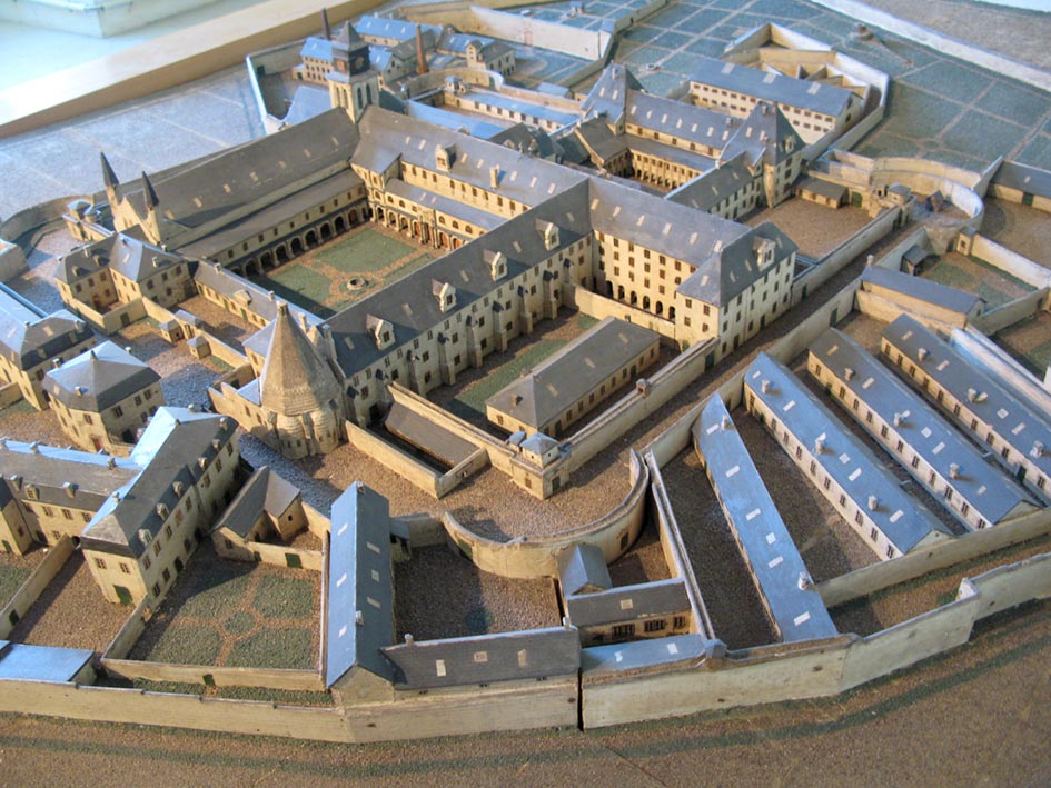 abbaye de fontevraud histoire